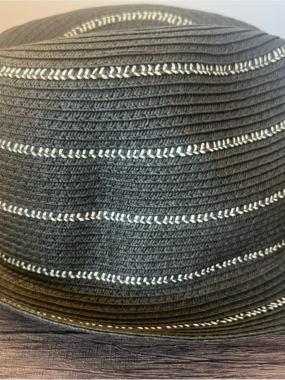 The Gap Men's Gray/White Striped Fedora Hat